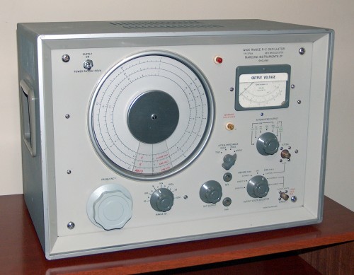 Wide Range R-C Oscillator, MARCONI, Model TF-1370A