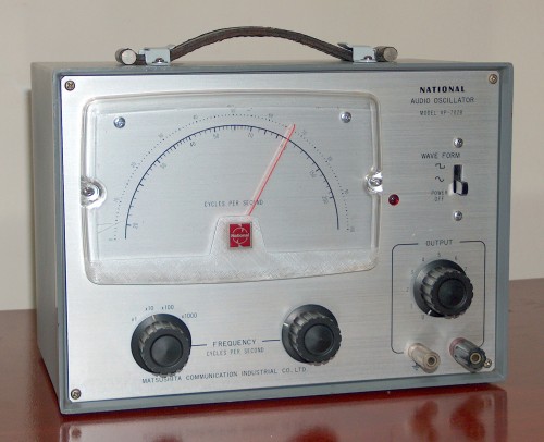 Audio Oscillator, NATIONAL, Model VP-702B