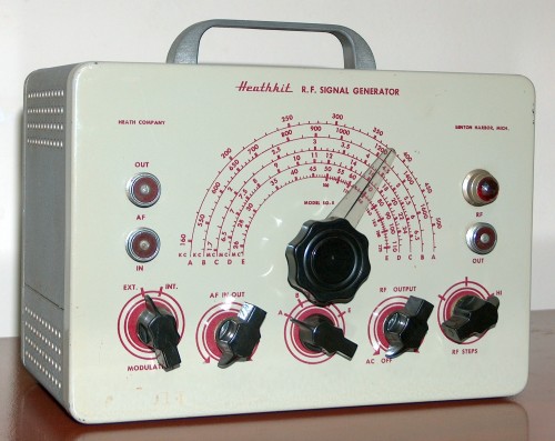 R.F. Signal Generator, HEATHKIT, Model SG-8