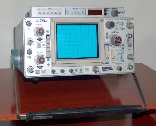 Oscilloscope, TEKTRONIX, Model 465 (Option DM44)